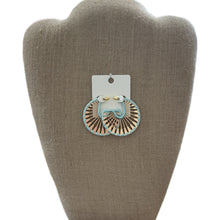 Load image into Gallery viewer, The Finley Earring