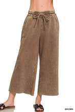 Load image into Gallery viewer, The Jurni Pant (Cropped)