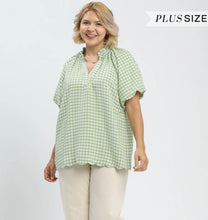 Load image into Gallery viewer, The Mia Top (Plus Size)