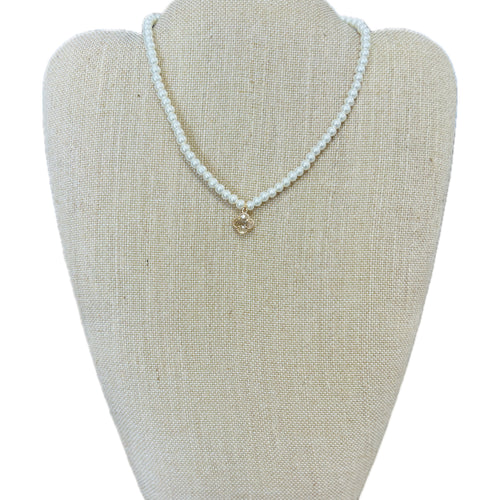 Pearl Necklace with Crystal Clover