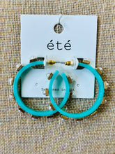 Load image into Gallery viewer, The Kendra Hoops