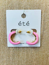 Load image into Gallery viewer, The Cassie Earrings