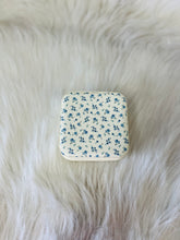 Load image into Gallery viewer, Blue Floral Jewelry Organizer
