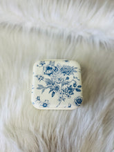 Load image into Gallery viewer, Blue Floral Jewelry Organizer (Large)