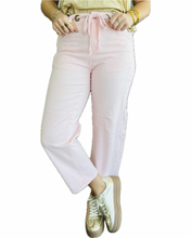 Load image into Gallery viewer, The Jaslyn Jeans
