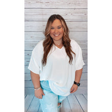 Load image into Gallery viewer, The Keelie Top (Plus Size)