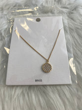 Load image into Gallery viewer, Circle Pendant Neckalce